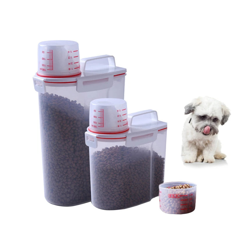 Pet food storage container pouring spout detail